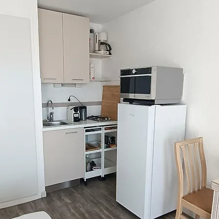 Cosy Pour Curistes Avec Terrasse, Vue Sur Piscine Lägenhet Balaruc-les-Bains