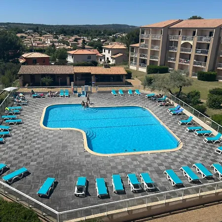 Cosy Pour Curistes Avec Terrasse, Vue Sur Piscine *