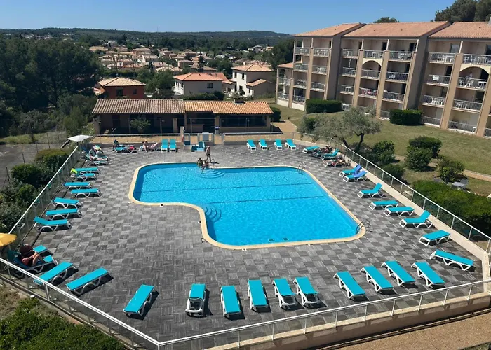 Cosy Pour Curistes Avec Terrasse, Vue Sur Piscine *